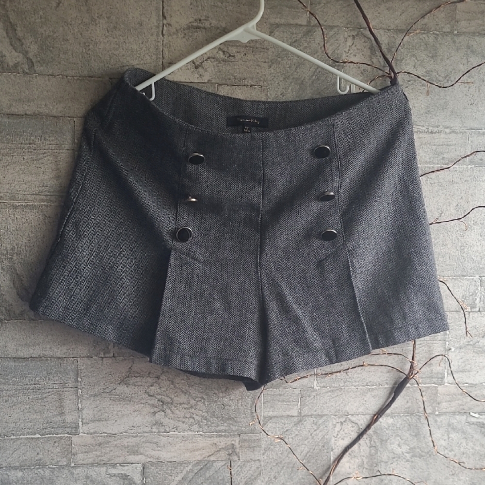 Max & Riley Grey Pleated Tweed Shorts
